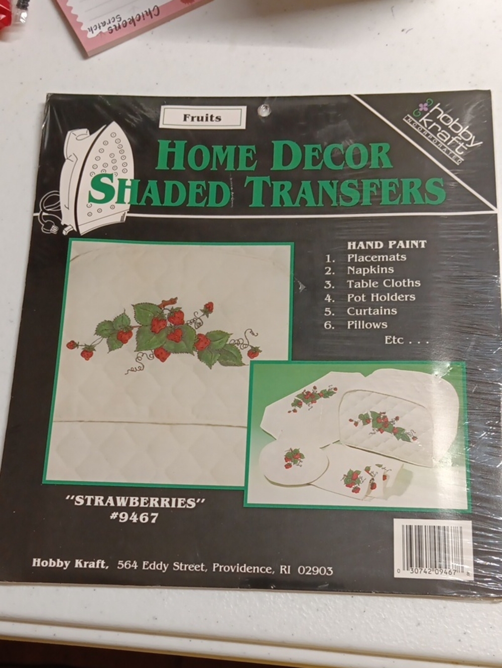 Hobby Kraft Home Decor Shaded Transfers - Strawberries